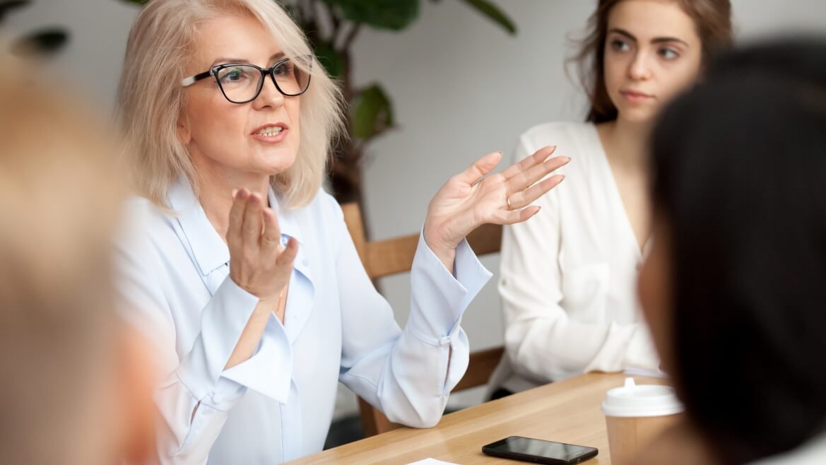 Badania handlu i usług, konsultacje, warsztaty